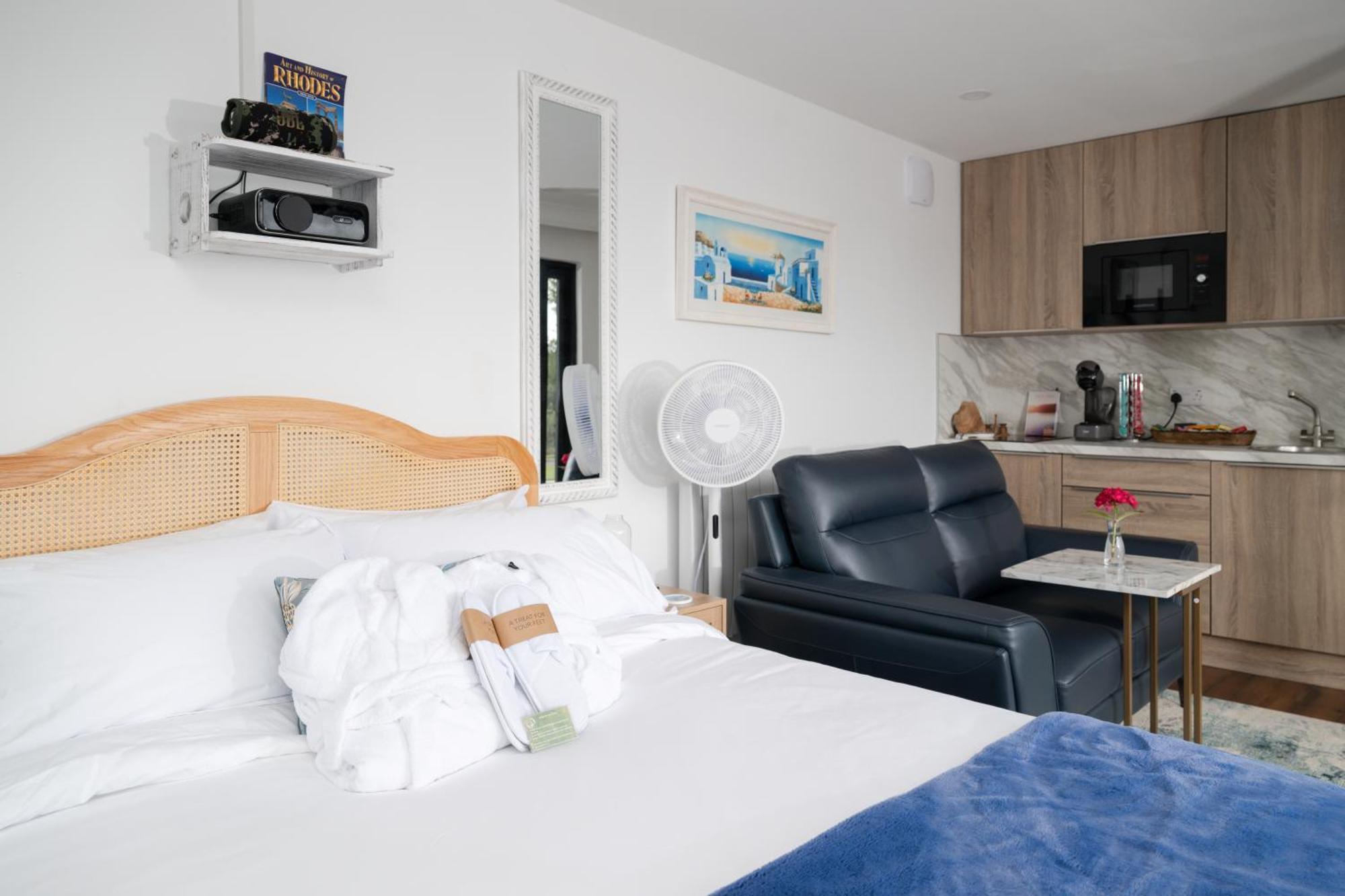 Lakescape - Waterfront Self- Catering Cabins Ενισκίλεν Εξωτερικό φωτογραφία