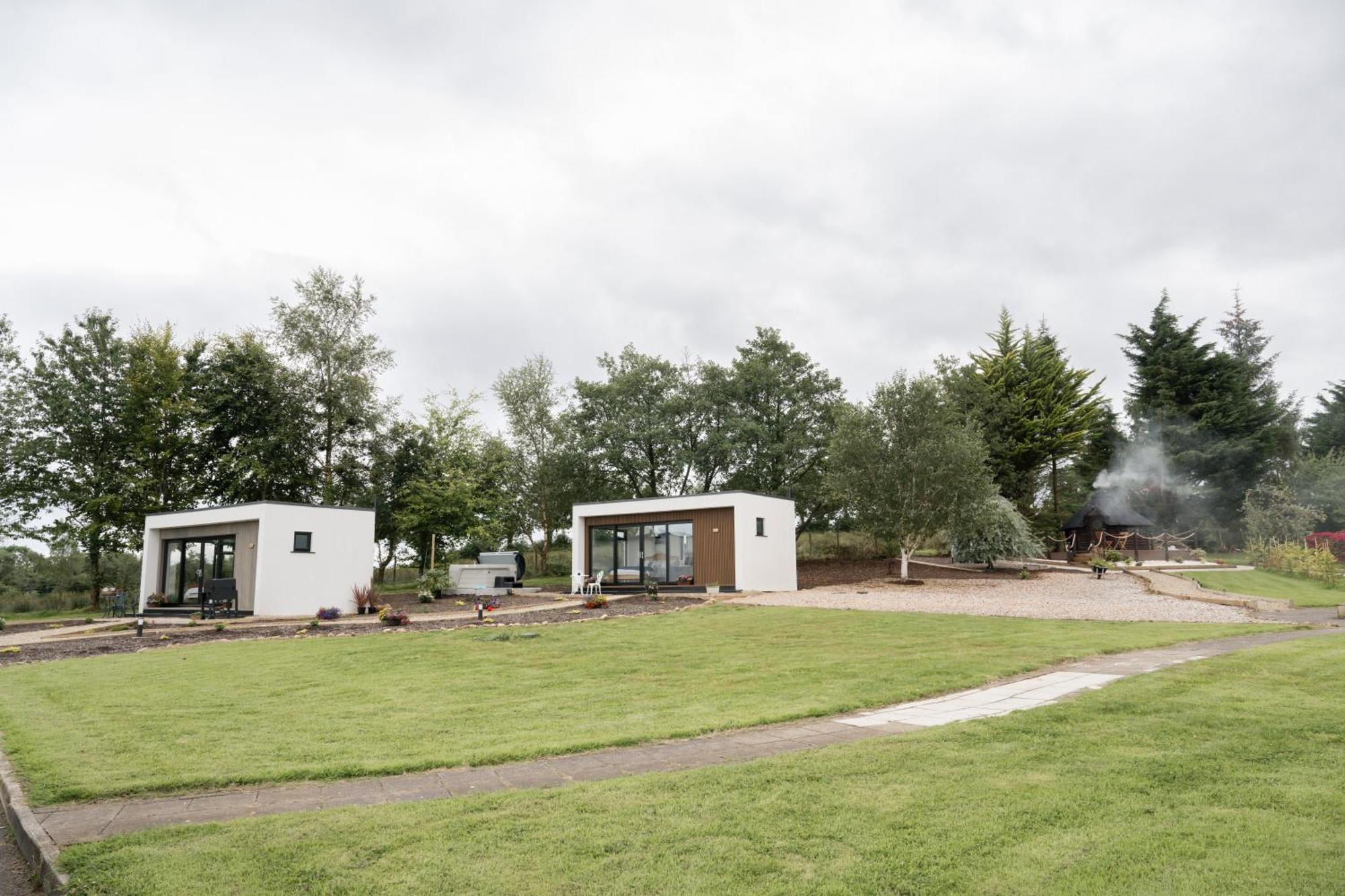 Lakescape - Waterfront Self- Catering Cabins Ενισκίλεν Εξωτερικό φωτογραφία