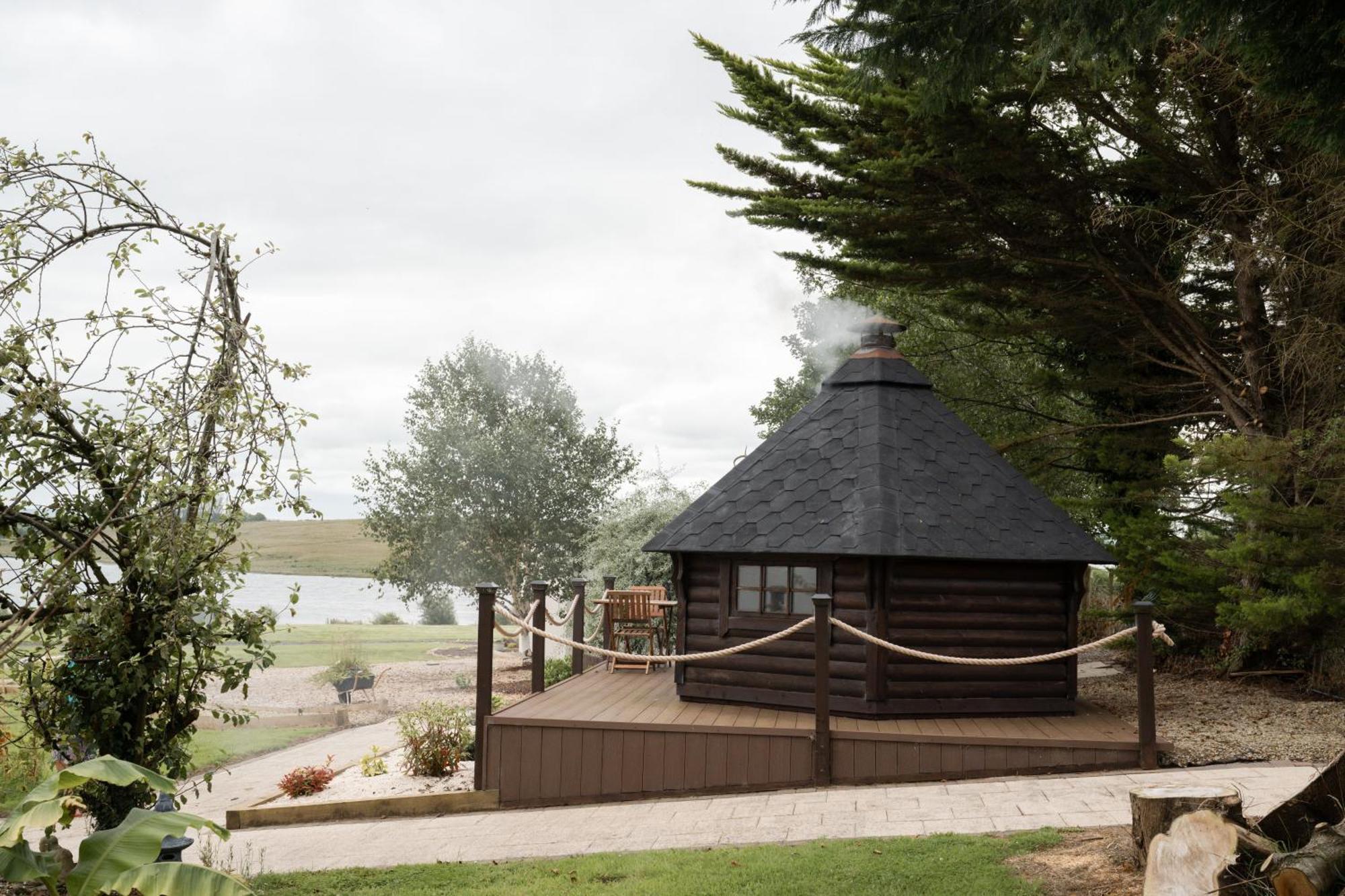 Lakescape - Waterfront Self- Catering Cabins Ενισκίλεν Εξωτερικό φωτογραφία